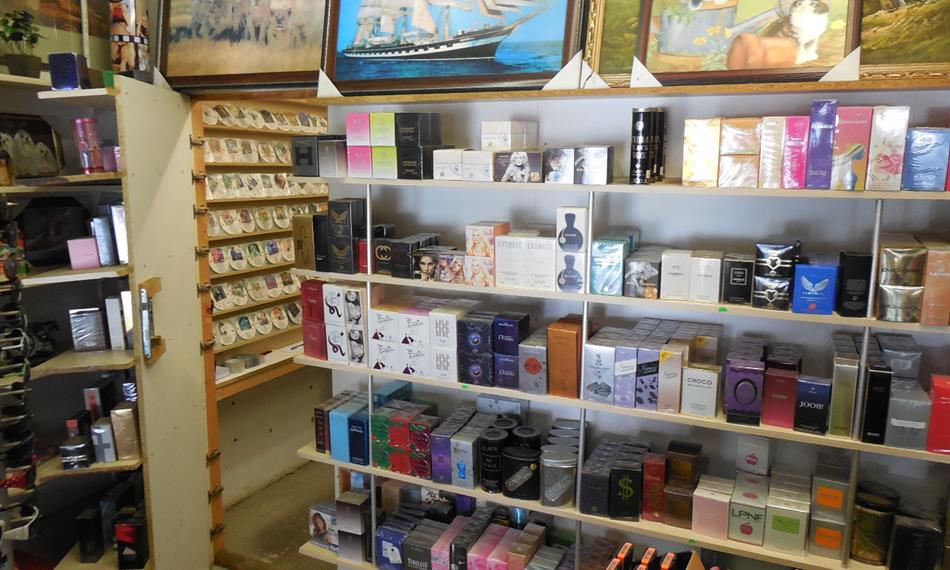 2015-9-10-1140Vchod za stěnou.jpg